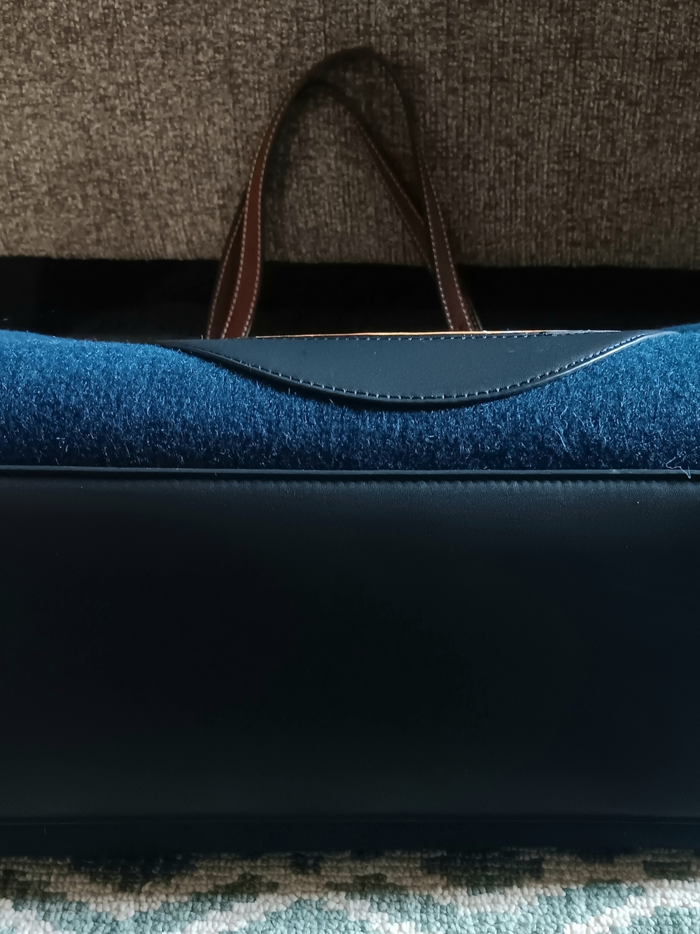 Anya Hindmarch Navy Felt Kellogg's Frosties Tote with Brown Straps - Picture 6 of 6
